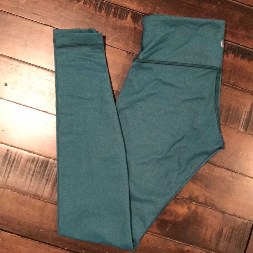 Dark green lululemon leggings!